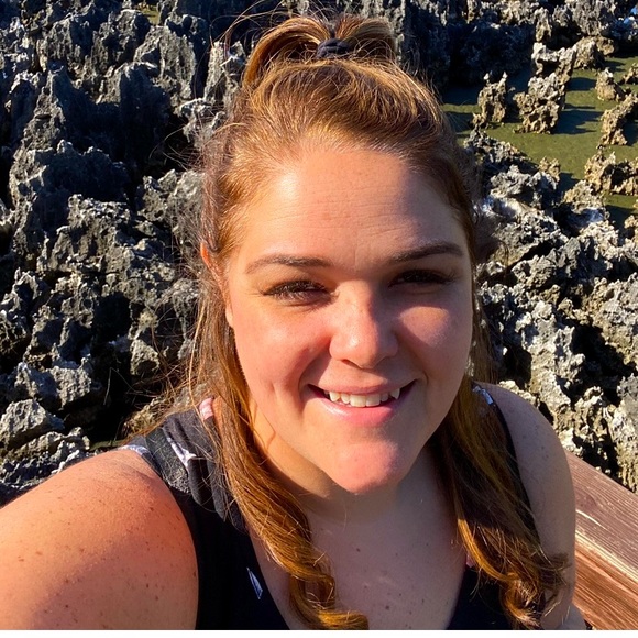 Meet your Posher, Kimberly - Picture 2 of 2